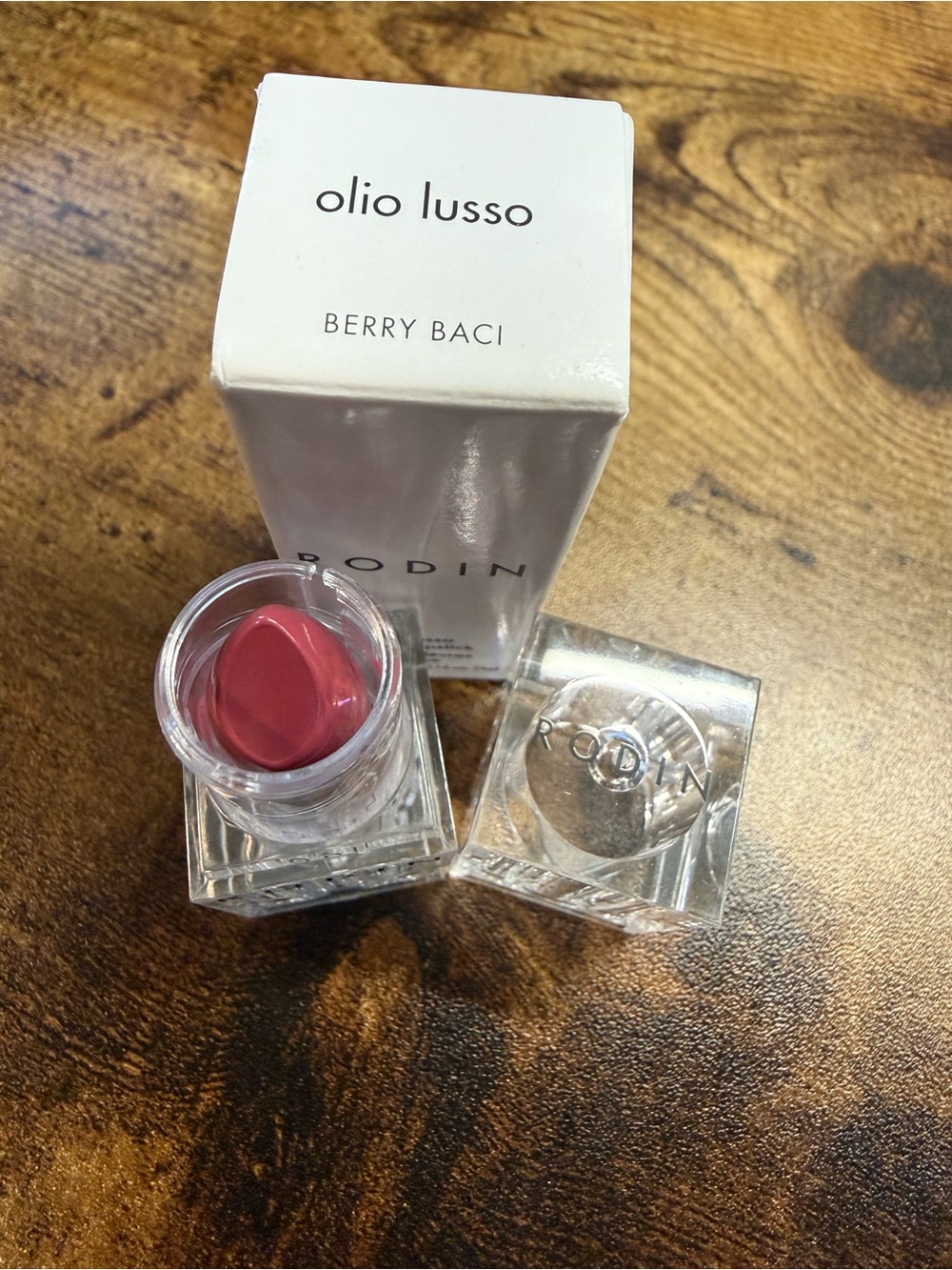Olio Lusso Berry Baci Lipstick - Berry